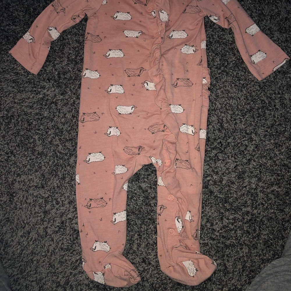 Jessica Simpson sleep n play